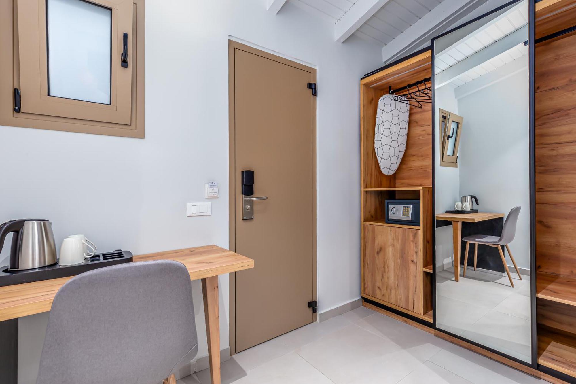Aparthotel Anasa Corfu (Adults Only) Benitses  Zewnętrze zdjęcie